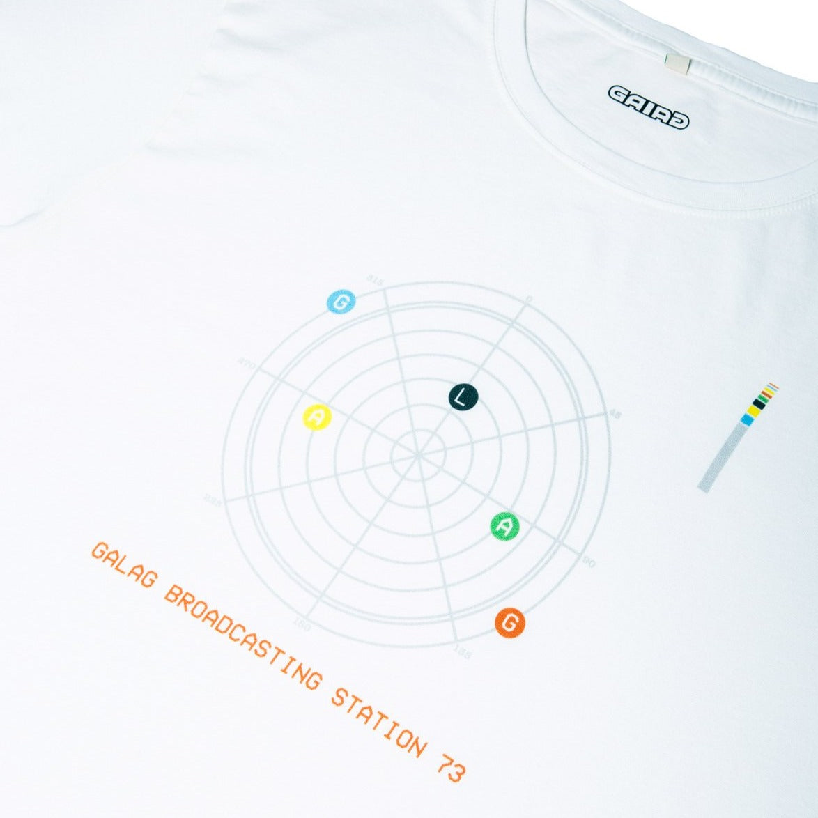WHITE RADAR TEE