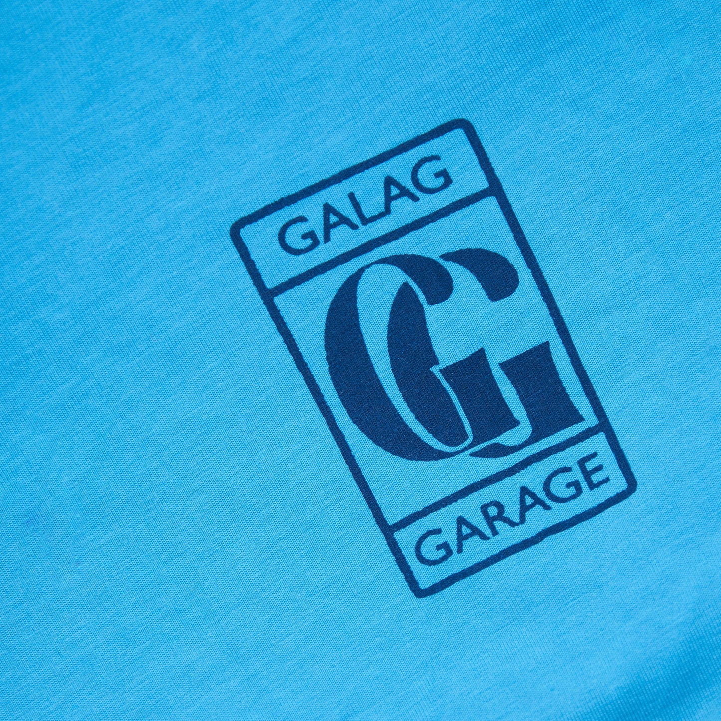 GALAG GARAGE TEE - LIGHT BLUE